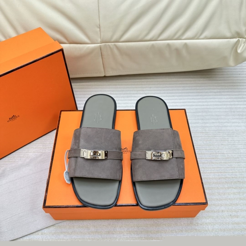 H**mes slippers